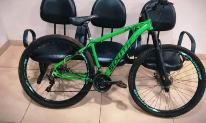 Casal é preso em flagrante após roubo de bicicleta e de furadeira e ameaça contra vítimas em Andradina (SP)