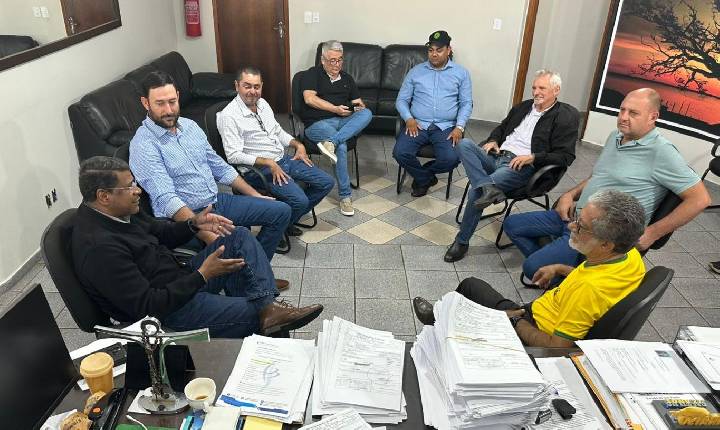 Conquista da primeira máquina de poda de Urucum é destaque em Castilho (SP)