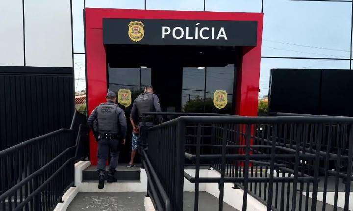 Jovem é preso ao ser flagrado pela segunda vez traficando drogas no mesmo endereço em Andradina (SP)