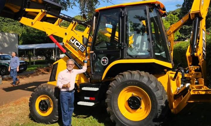 Paulo Boaventura apresenta avanços de Castilho em entrevista à Agência SP na Agrishow