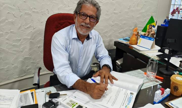 Prefeito Paulo Boaventura assina ordem de serviço para início das obras da Prainha Municipal de Castilho (SP)