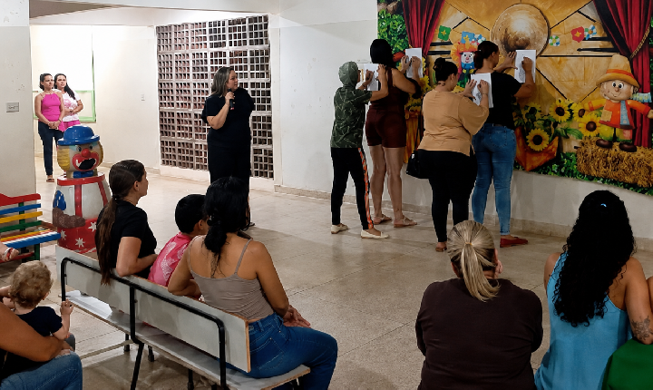 Psicóloga orienta pais sobre identificação de sinais de violência e bullying na primeira infância nas escolas em Castilho (SP)