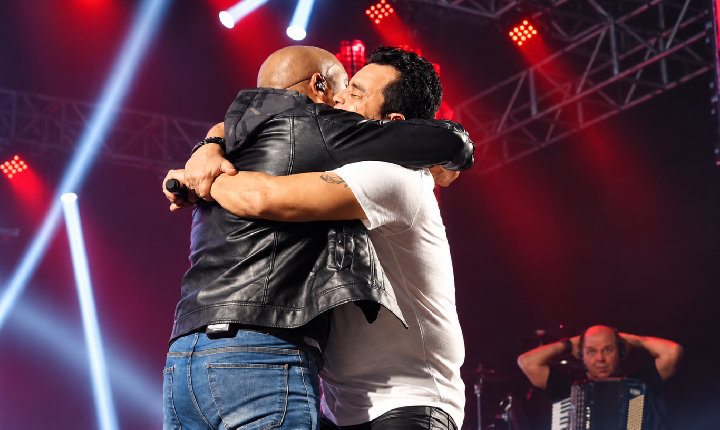 Registro relembra reencontro de Rick e Renner na Festa do Pecador de 2019 em Castilho (SP)