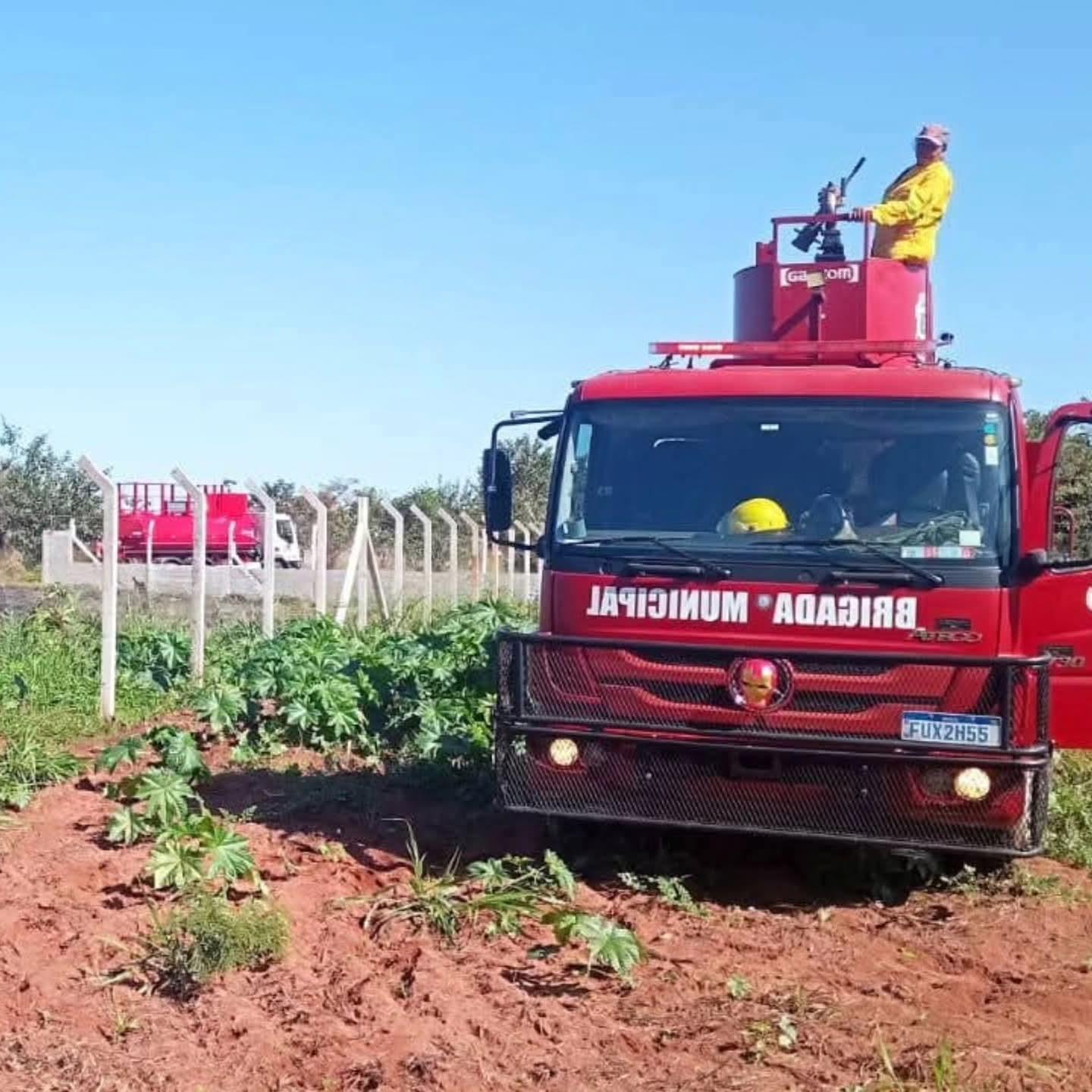 Brigada é acionada para atender diversas ocorrências neste final de semana em Castilho
