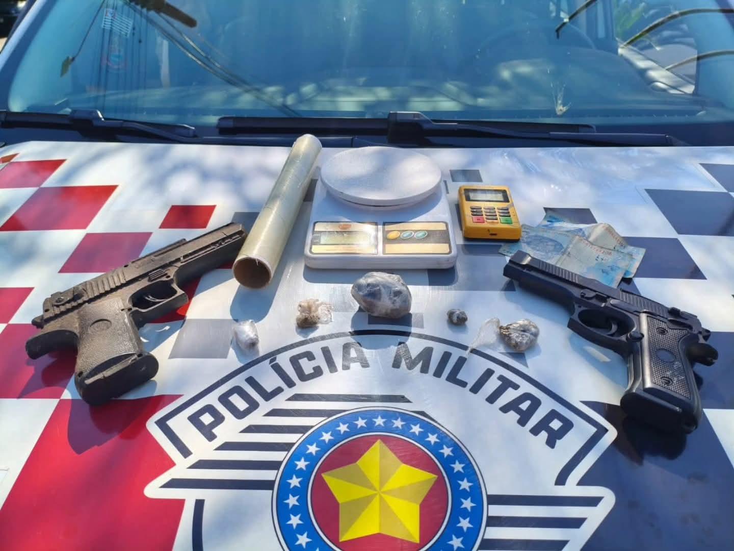 Cabeleireiro é preso por tráfico de drogas em Castilho