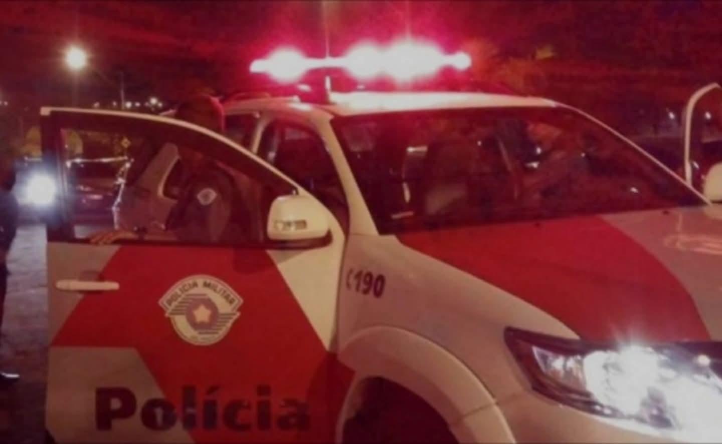 Após discussão, mulher quebra o celular do marido e a Tv da casa, ele fica nervoso e acaba agredindo a companheira