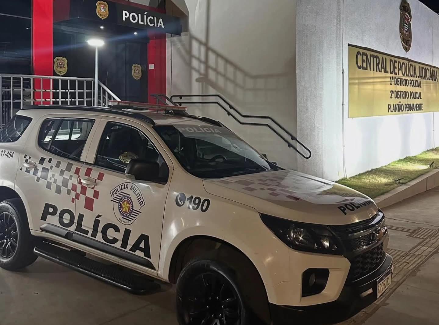 Homem é preso após ameaçar madrasta de morte em Andradina (SP)