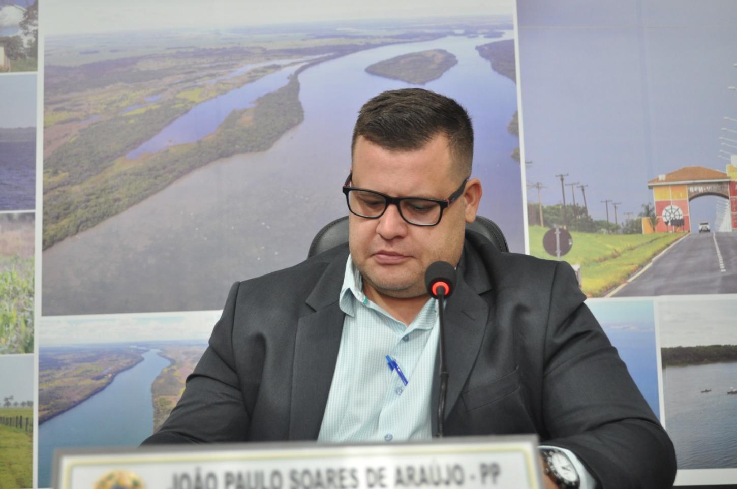 João Paulo cobra novamente reativação da piscina e reforma dos campos sintéticos em Castilho (SP)