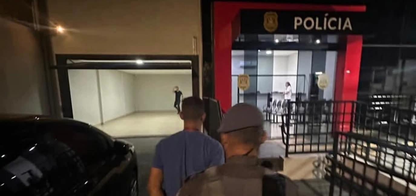 Motorista é detido por embriaguez ao volante e porte de simulacro de arma de fogo em Andradina (SP)