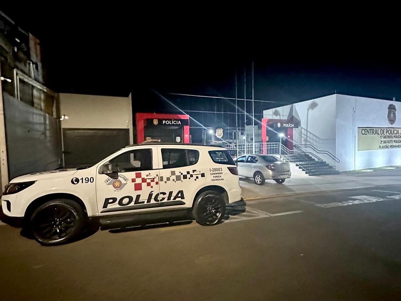 Homem é preso por embriaguez e desacato após acidente em Castilho (SP)