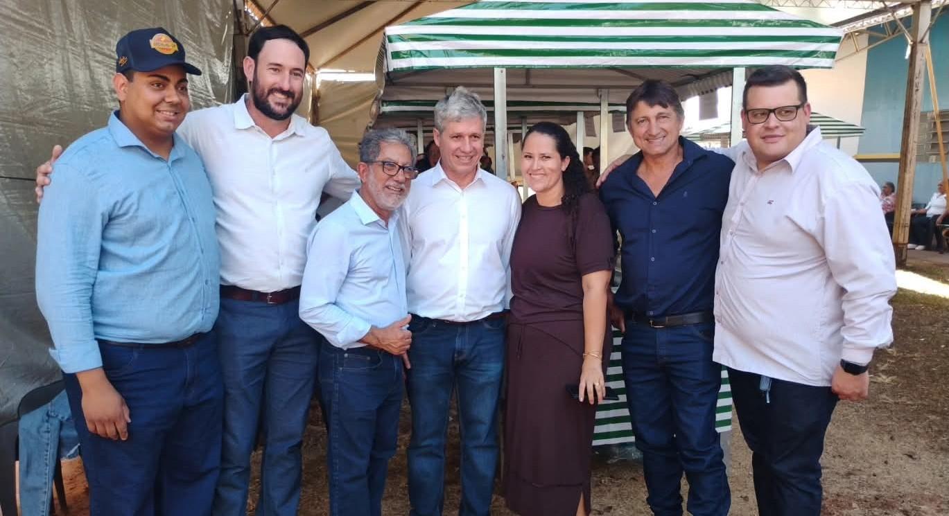 Paulo Teixeira agradece a recepção das autoridades e dos produtores rurais de Castilho (SP)