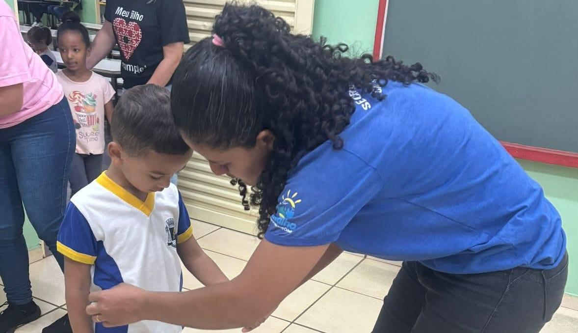 Equipe da UBS Lucila Teodoro, realiza atividades de saúde com as crianças em escolinhas em Castilho (SP)
