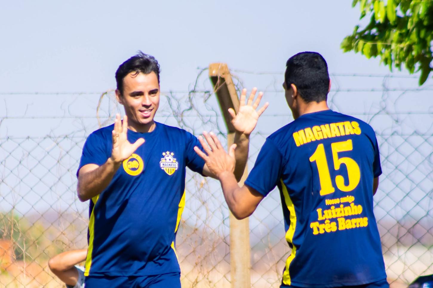 Magnatas é líder absoluto do Campeonato Quarentão de Futebol Society em Castilho (SP)