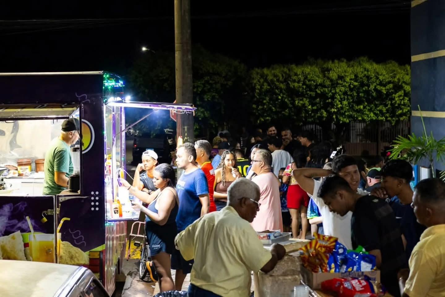Campeonato de Férias de Futsal gera renda extra para empreendedores castilhenses