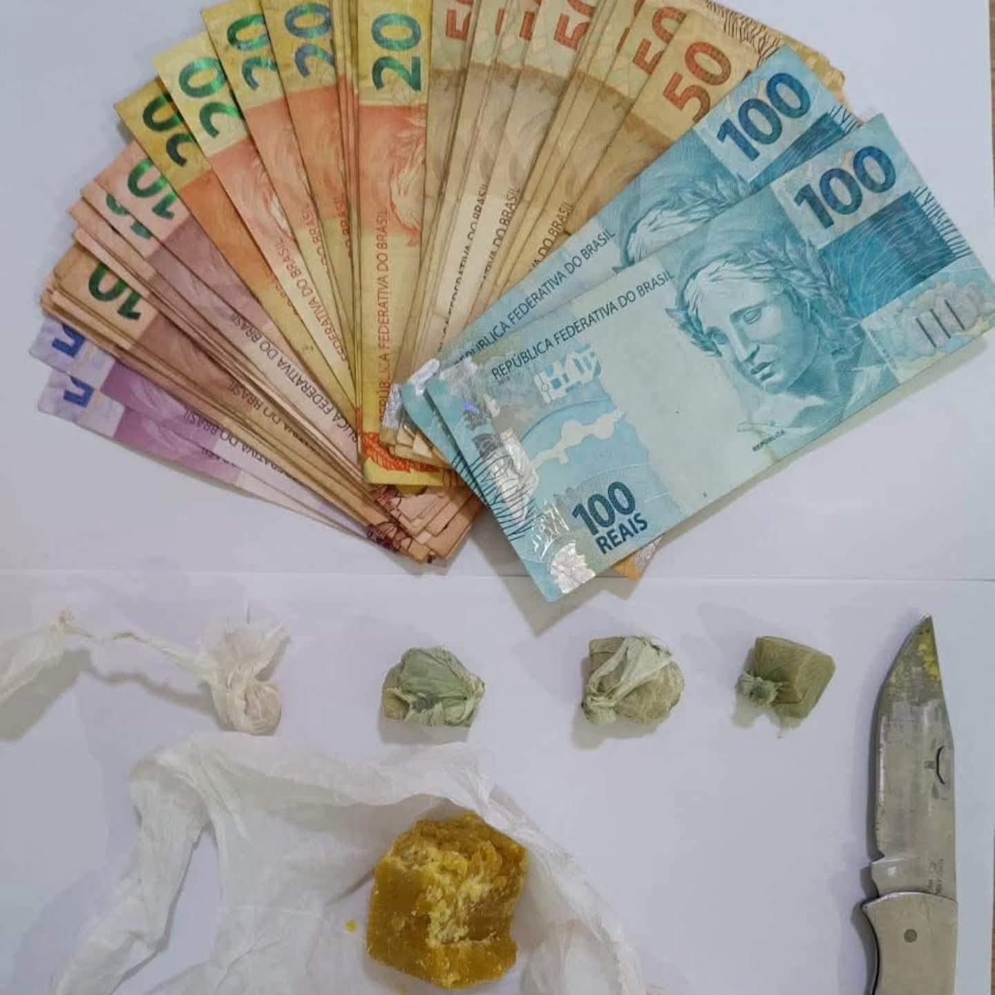 Força Tática prende homem com pedras de crack, canivete e dinheiro no Santa Cecília em Andradina (SP)