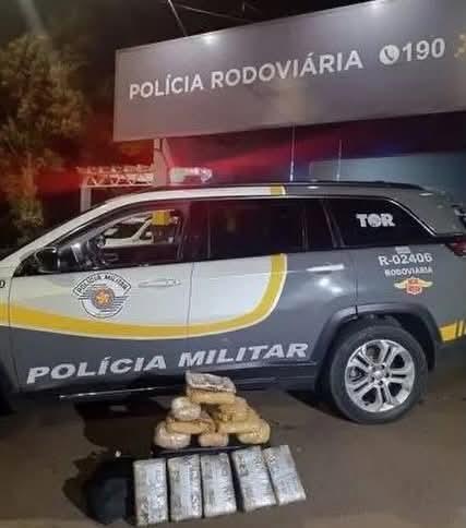 Mulher é presa com quase 10 quilos de skunk em ônibus na Rodovia Marechal Rondon (SP-300) em Andradina (SP)
