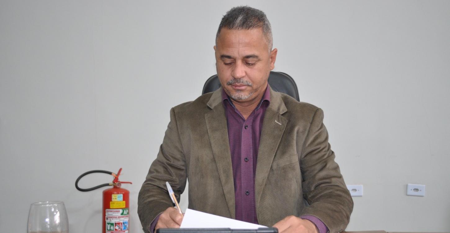 Arapa cobra a contratação de mais professores para atender as creches em Castilho (SP)