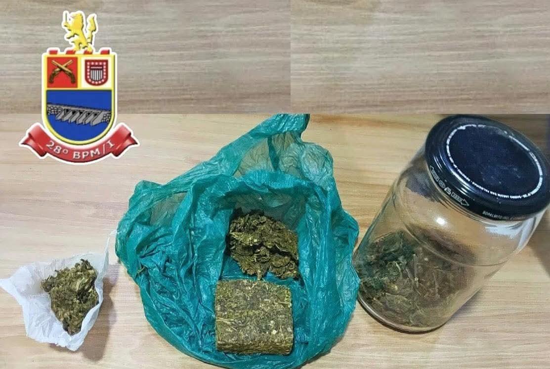 Força Tática prende jovem com maconha e skunk em Andradina (SP)
