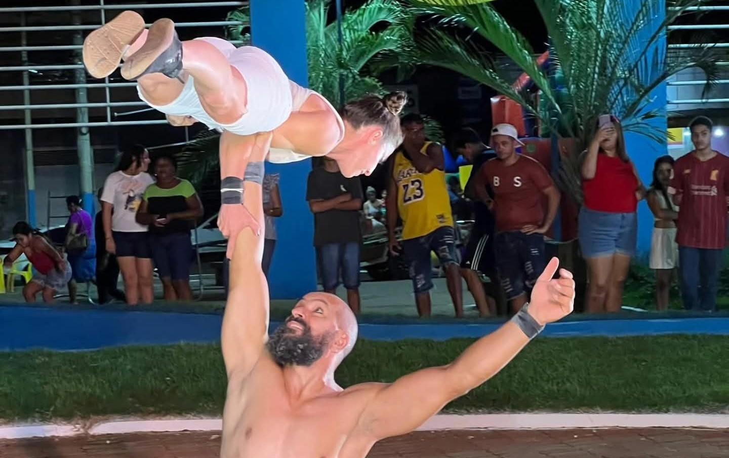Circuito Sesc de Artes encanta público e reúne famílias em Castilho (SP)
