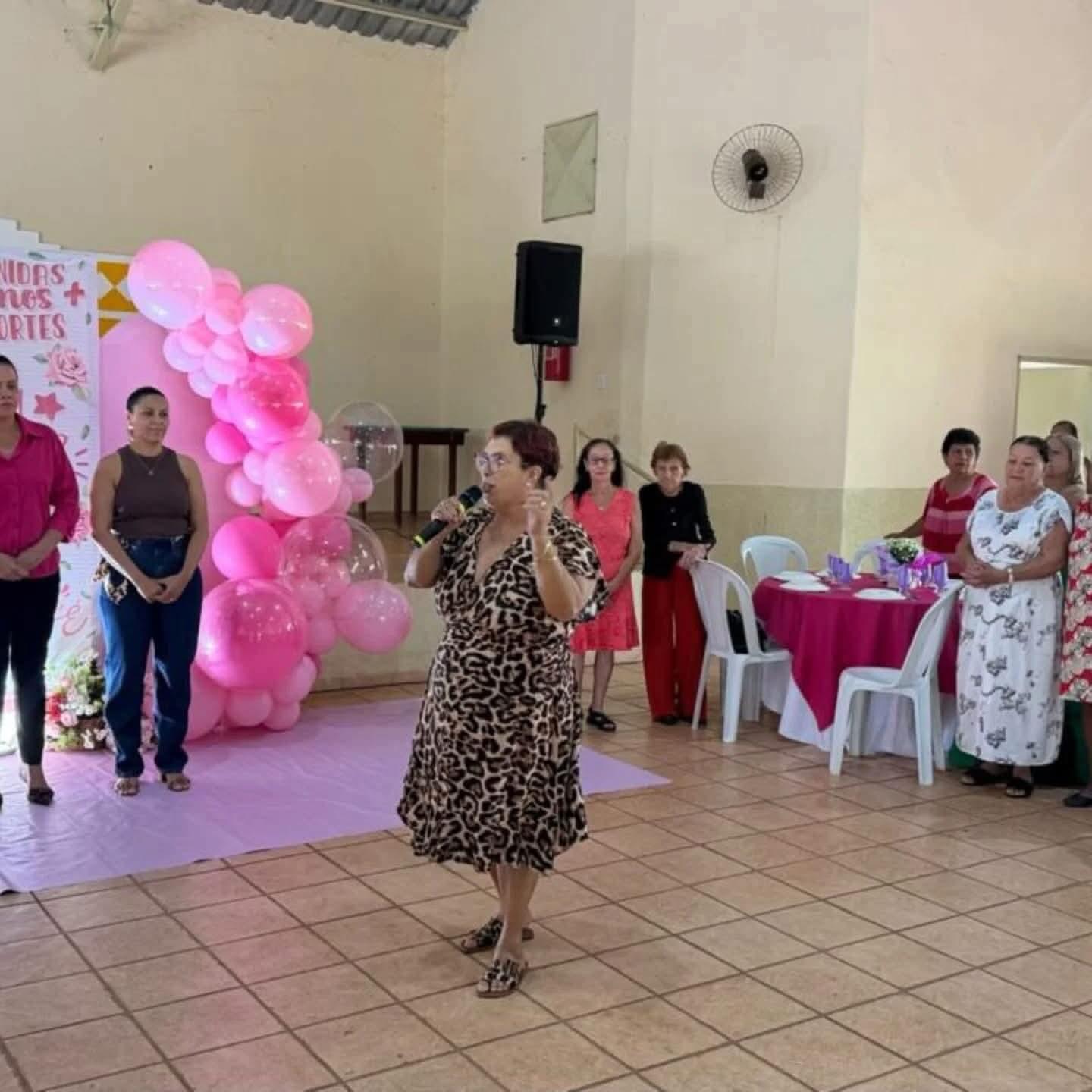 CRAS promove celebração ao Dia da Mulher com idosas do grupo Reviver em Castilho (SP)