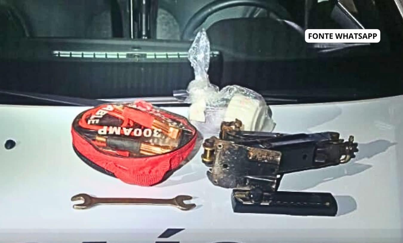 Homem é preso após furtar equipamentos de veículo que estava estacionado em rua em Mirandópolis (SP)
