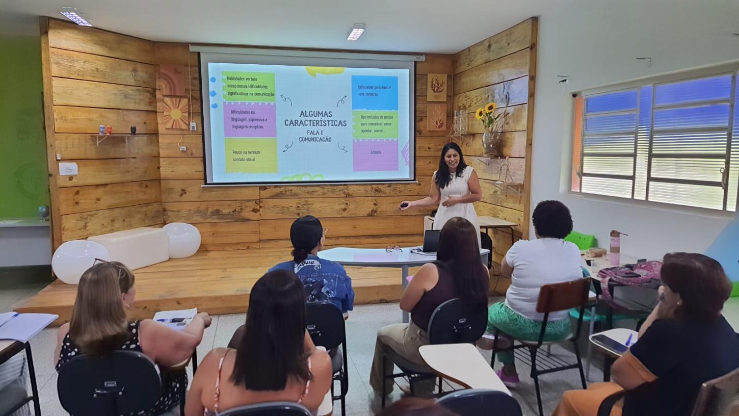 Formação continuada avança em Castilho e prepara educadores para inclusão de alunos com autismo