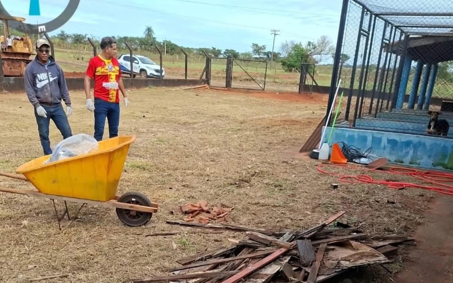 Ação conjunta promove limpeza e organização do Canil Municipal de Castilho (SP)