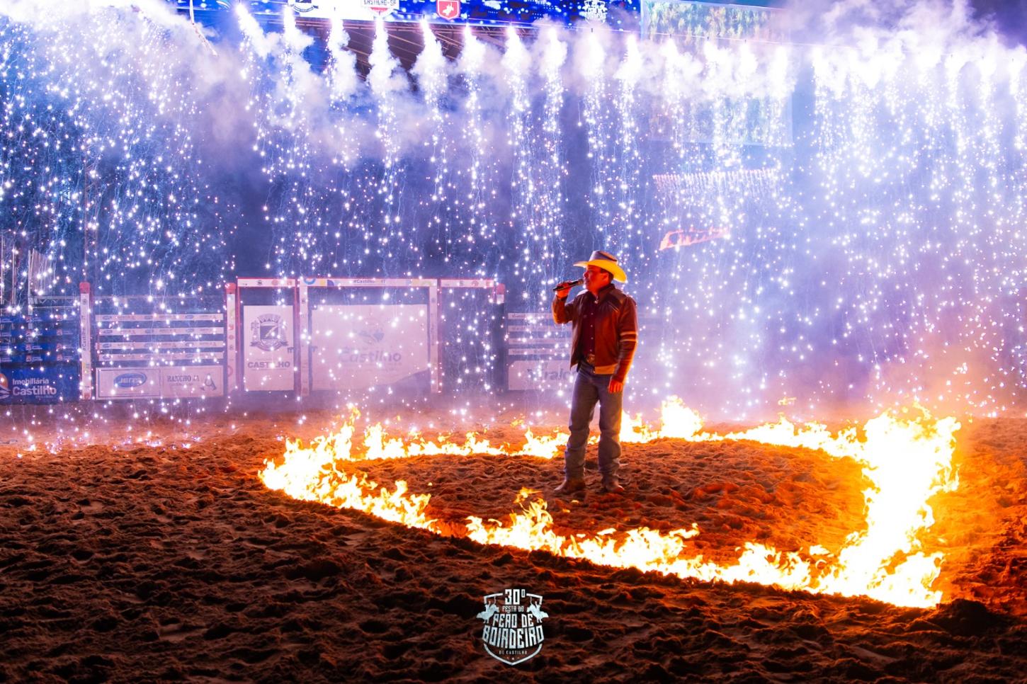 Festa do Peão de Castilho (SP) se consolida com shows, rodeio e valorização local