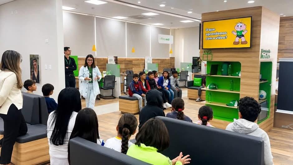 Parceria entre prefeitura e Sicredi reforça educação financeira dos alunos da Rede Municipal de Castilho (SP)