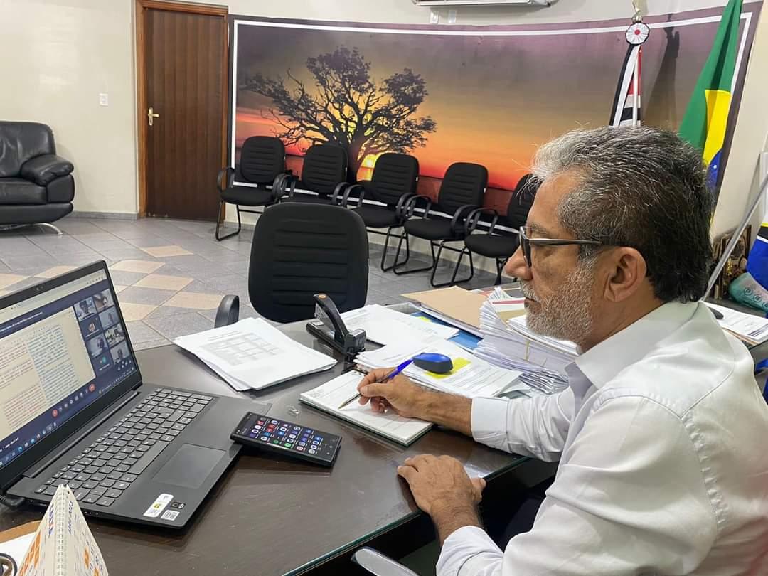 Paulo Boaventura antecipa 1ª parcela do 13º salário e injeta mais de R$ 1,5 milhão na economia de Castilho (SP)