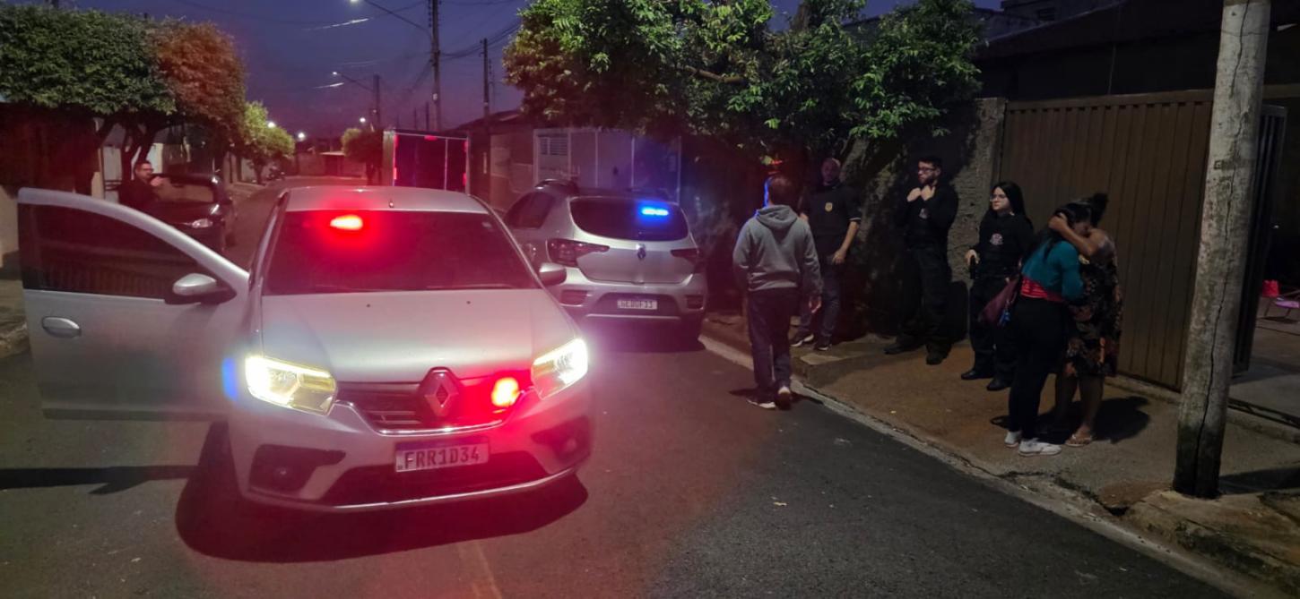 Operação policial em Castilho (SP) cumpre mandado de prisão e de busca e apreensão contra mulher envolvida em grupo criminoso