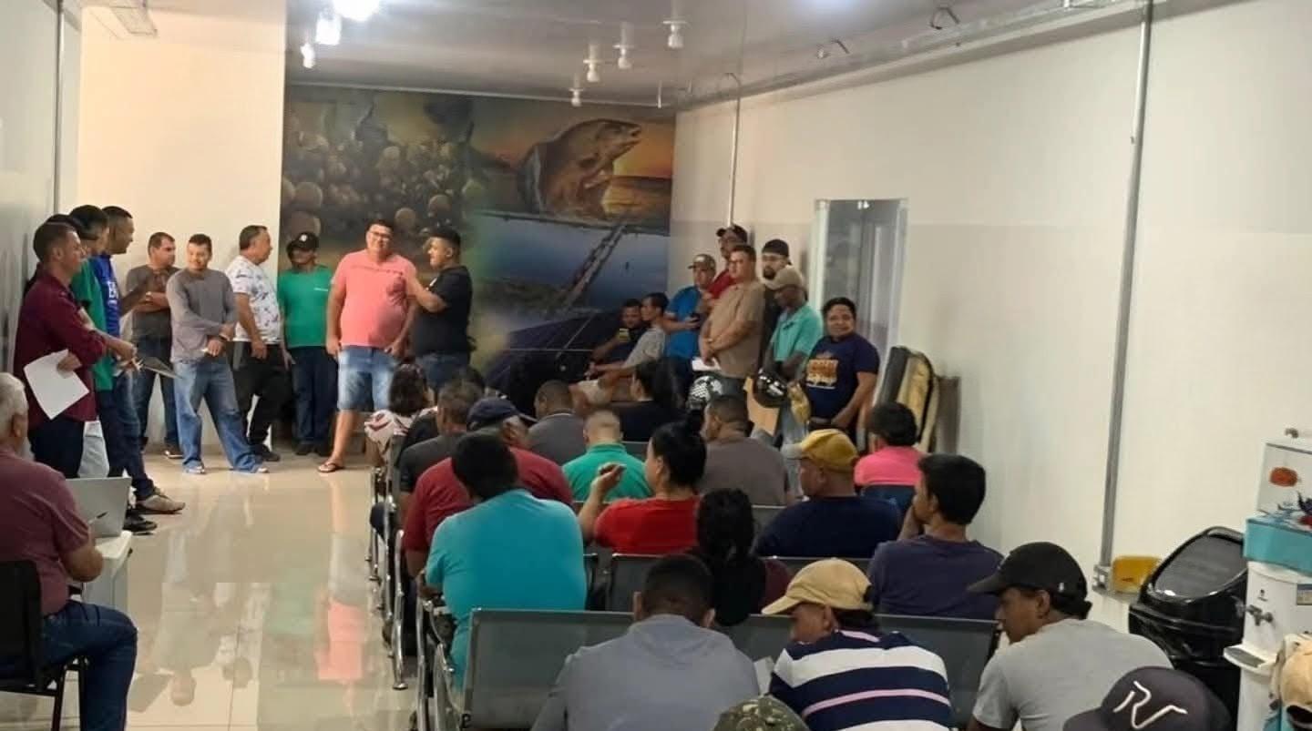 Castilho (SP) promove entrevistas para preencher 200 vagas de emprego na colheita de laranja