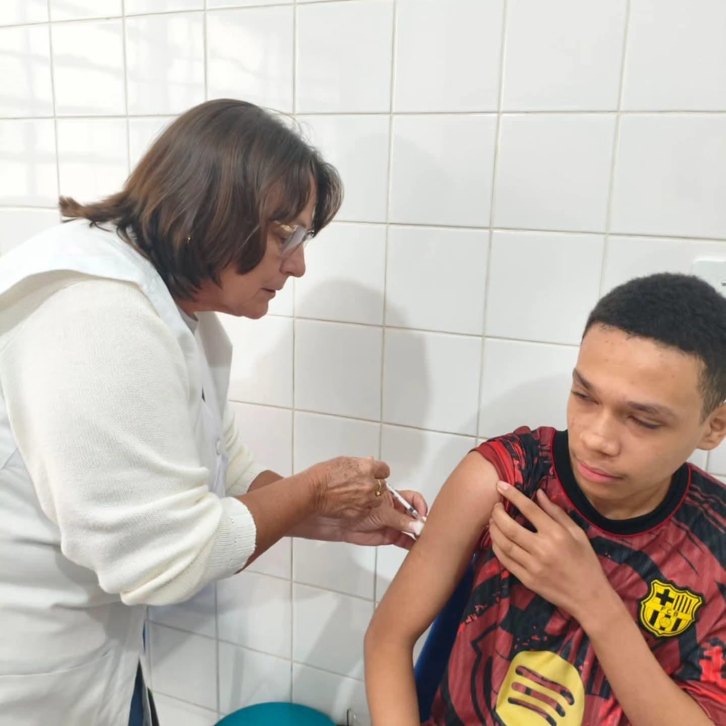 Castilho realiza campanha de multivacinação e terá Dia “D” no sábado (22)