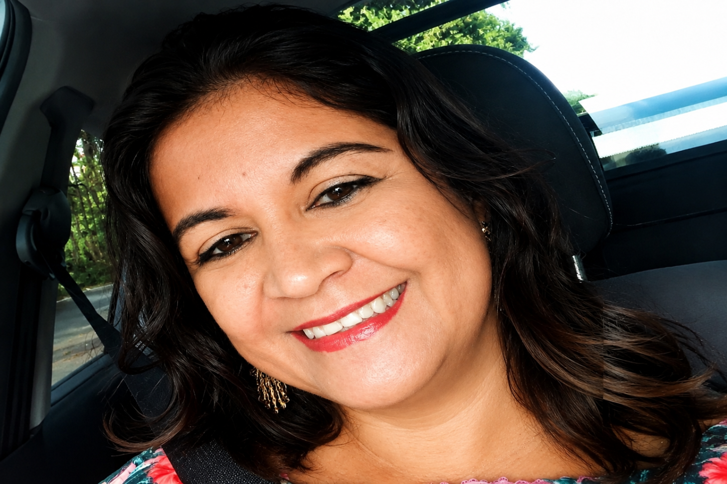 Mulher morre após cair da moto do filho, próximo a praça do pedágio em Castilho (SP) 