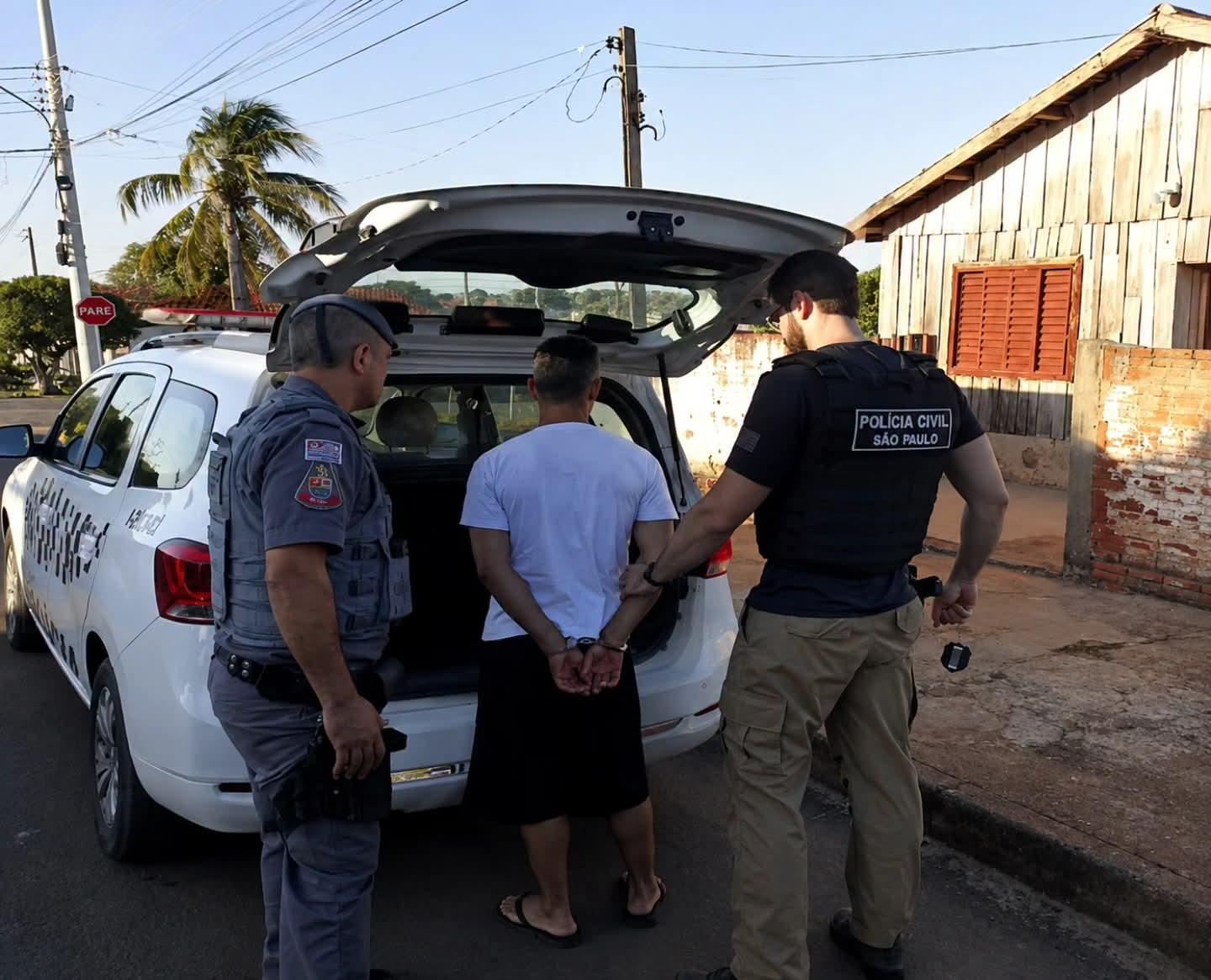 Polícia Militar apoia Polícia Civil em cumprimento de mandado e prende homem por tráfico em Guaraçaí (SP)