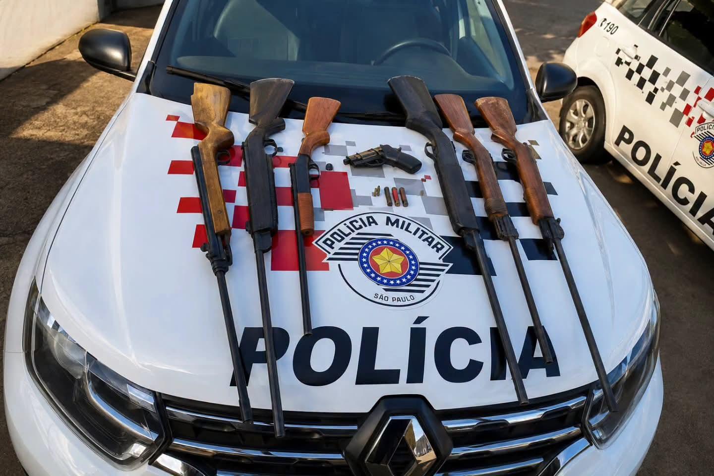Polícia Militar captura procurado e apreende arma de fogo em propriedade rural de Pereira Barreto (SP)