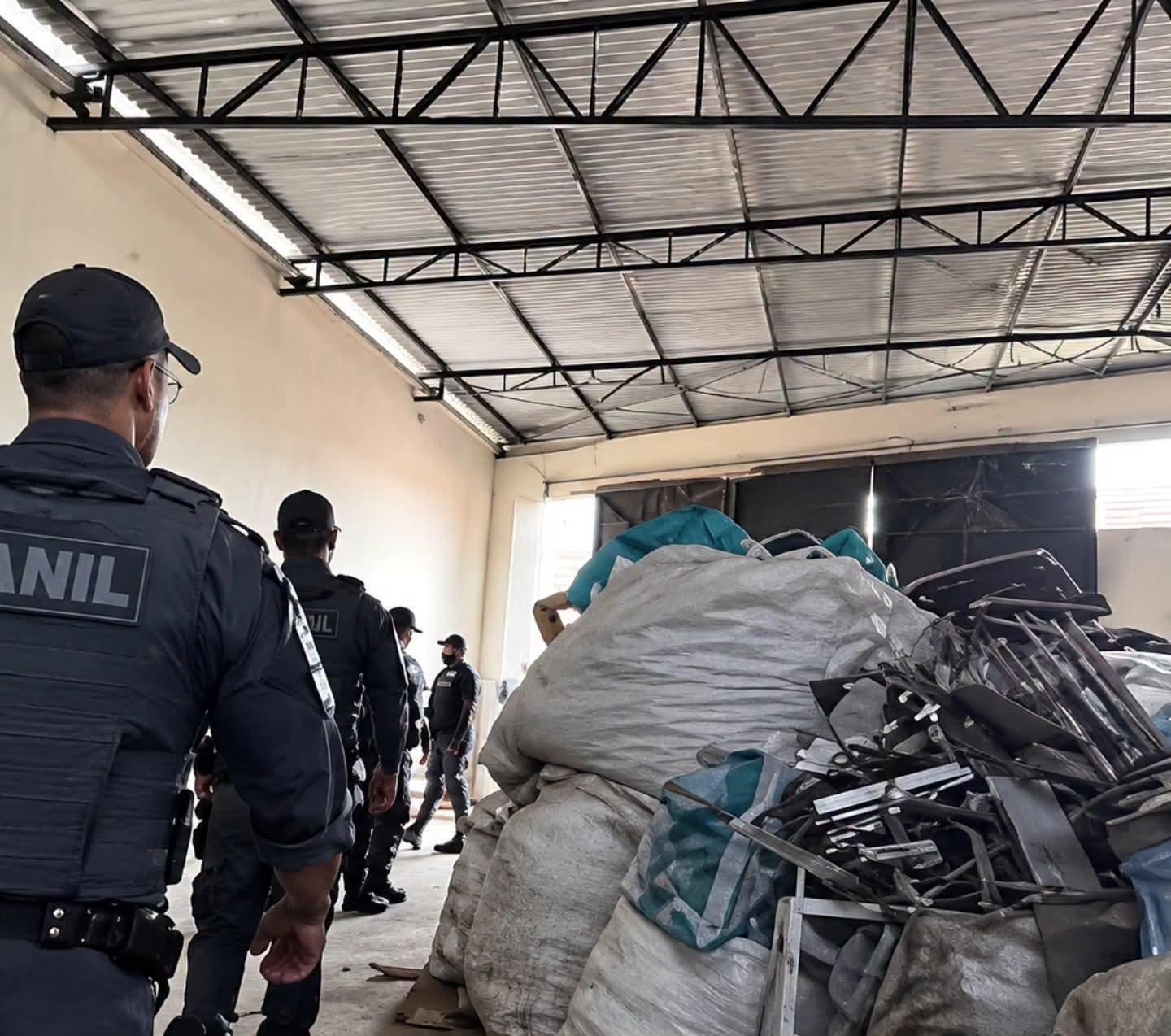 Três toneladas de fios de cobre e alumínio são apreendidos em empresa de reciclagem em Andradina (SP)
