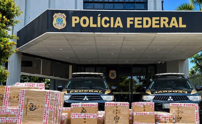 Cerca de 1.500 perfumes são apreendidos e homem é preso por descaminho em Andradina (SP)